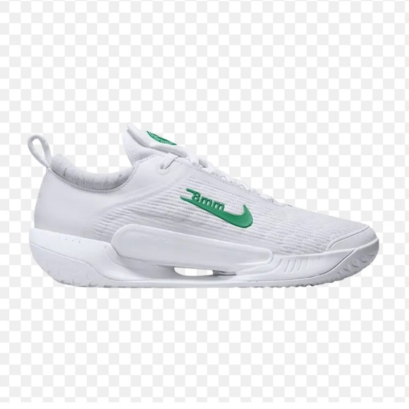 Nike White and Green Athletic Shoes with Cushioned Sole - Picture 1 of 13